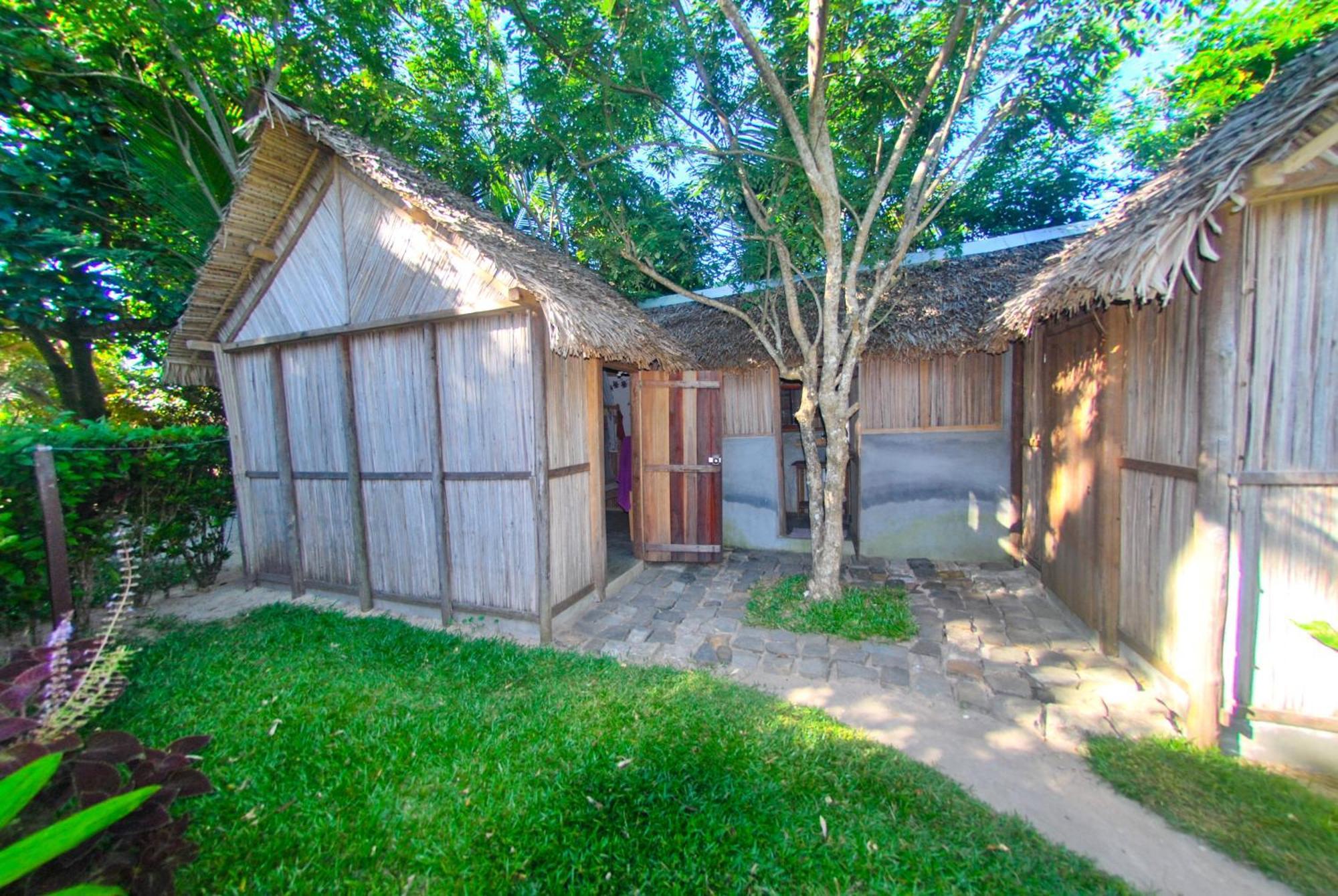 Chez Nath Bed & Breakfast Ile Sainte-Marie ภายนอก รูปภาพ